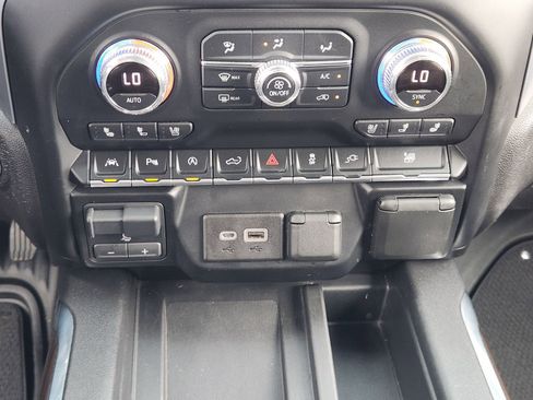 Used 2021 GMC Sierra 1500 SLT w/ SLT Premium Plus Package image 19