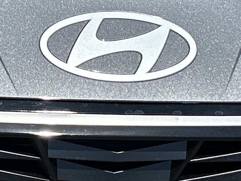 New 2026 Hyundai Elantra SEL Sport image 11