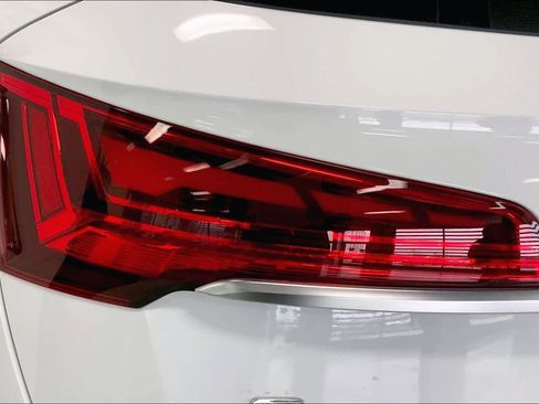 Used 2022 Audi Q5 2.0T Premium Plus image 30