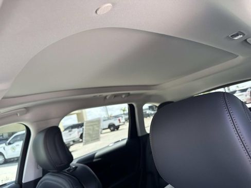 New 2026 Lincoln Nautilus Premier w/ Equipment Group 102A image 33