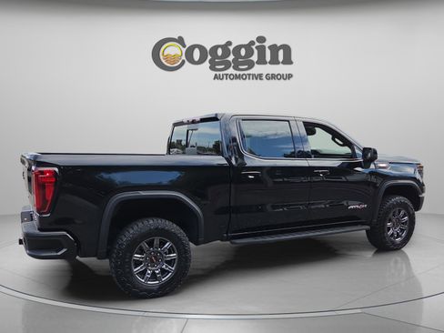 Used 2026 GMC Sierra 1500 AT4X AWD/4WD image 5