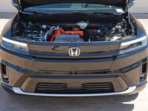 Used 2024 Honda Prologue Touring image 7