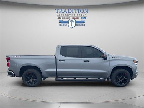 Used 2023 Chevrolet Silverado 1500 RST w/ Redline Edition image 6