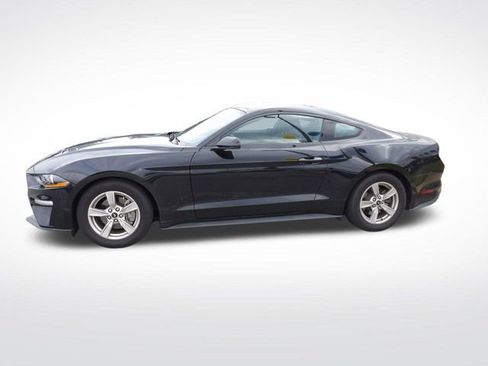 Used 2023 Ford Mustang Coupe RWD image 9