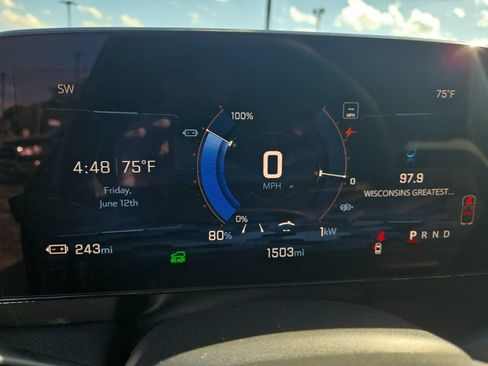 Certified 2025 Chevrolet Blazer EV LT AWD/4WD image 21