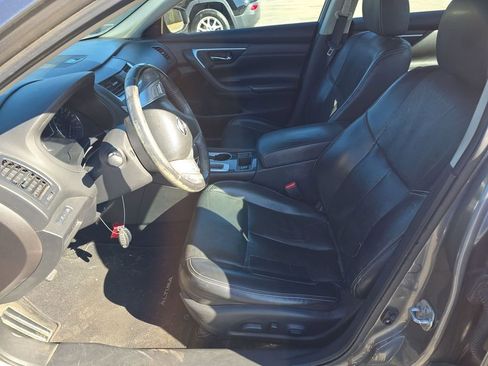 Used 2016 Nissan Altima 2.5 SL w/ 2.5 Technology Package image 7