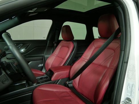 Used 2025 Lincoln Corsair Grand Touring w/ Equipment Group 301A image 11