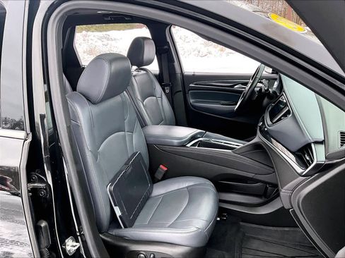 Used 2023 Buick Enclave Essence w/ Experience Buick Package image 11