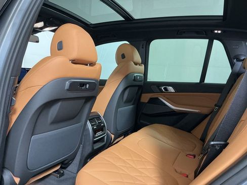 New 2026 BMW X5 xDrive40i w/ M Sport Package image 25