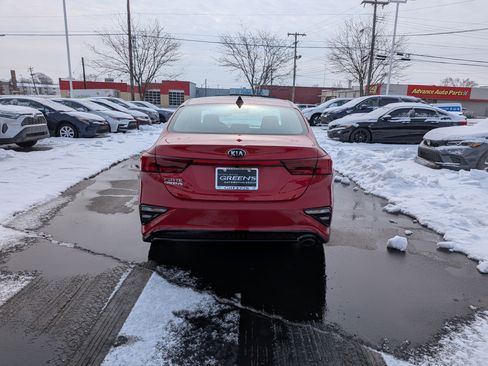 Used 2021 Kia Forte LXS image 6