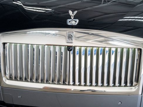 Used 2024 Rolls-Royce Spectre w/ Spectre Launch Package image 17