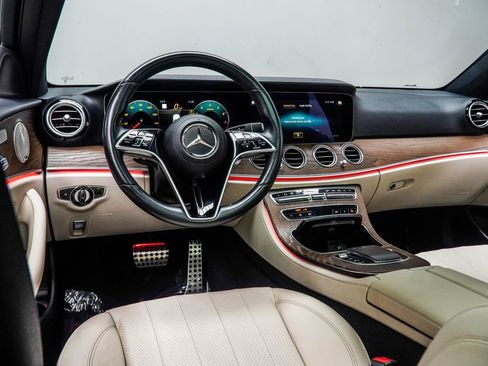 Used 2022 Mercedes-Benz E 450 4MATIC All-Terrain Wagon w/ Driver Assistance Package image 5