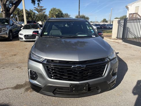 Certified 2023 Chevrolet Traverse Premier w/ Redline Edition image 2