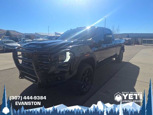 Used 2024 GMC Sierra 2500 AT4 w/ AT4 Premium Plus Package image 7