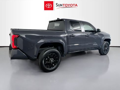 Used 2025 Toyota Tacoma SR5 RWD image 4