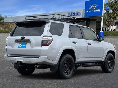 Used 2021 Toyota 4Runner Venture w/ Moonroof Package image 3