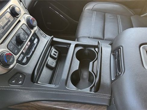 Used 2019 GMC Yukon Denali w/ Enhanced Security Package image 21