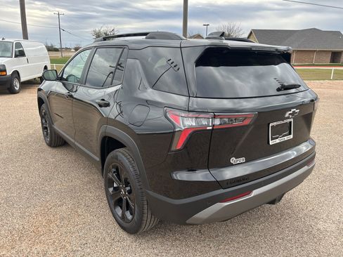 New 2026 Chevrolet Equinox LT w/ Convenience Package II image 3