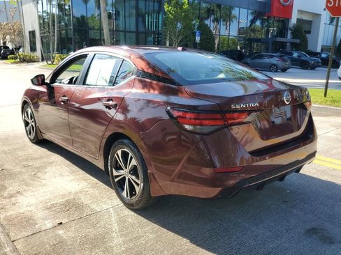 Certified 2020 Nissan Sentra SV FWD image 4