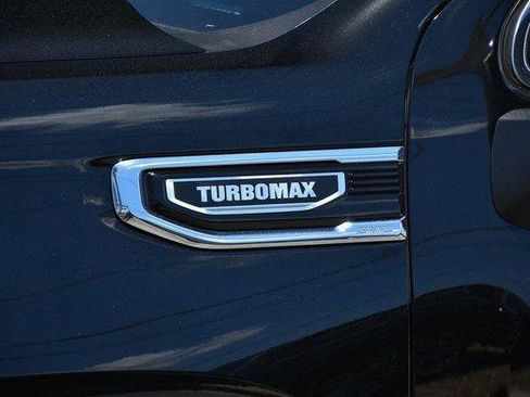 New 2025 GMC Sierra 1500 SLE w/ Preferred Package image 7