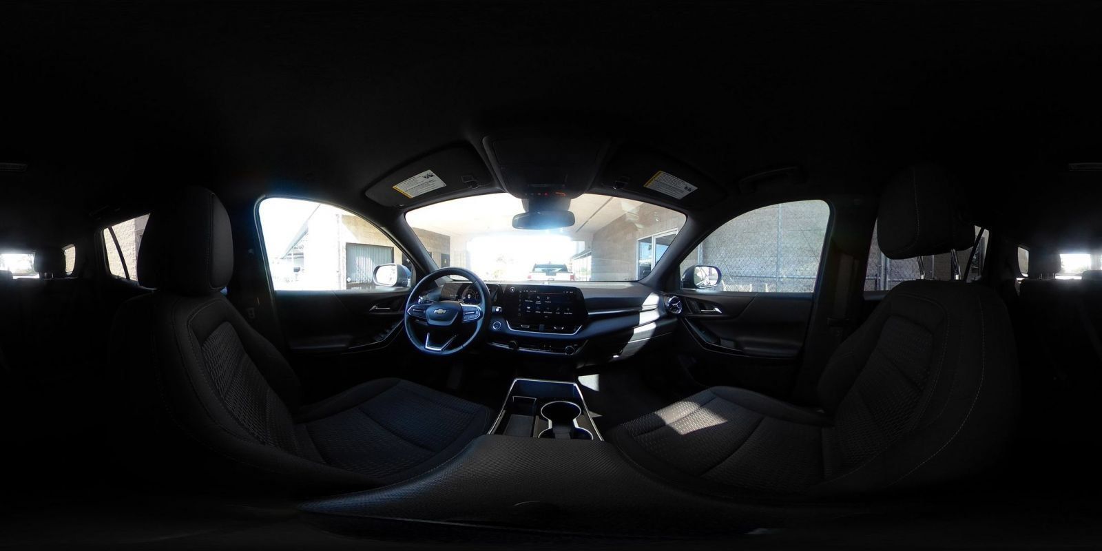 Used 2025 Chevrolet Equinox LT FWD image 41