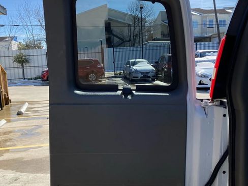 Used 2017 Chevrolet Express 2500 LS image 20