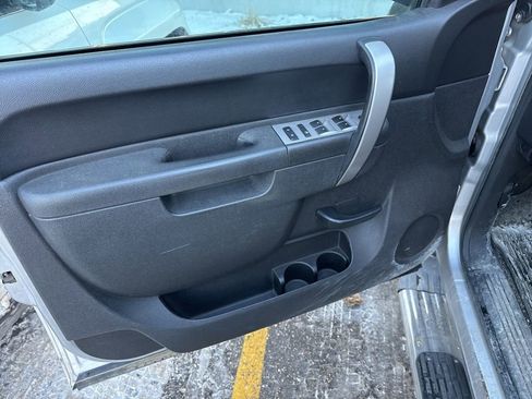 Used 2010 GMC Sierra 1500 SLE w/ Power Pack Plus image 14