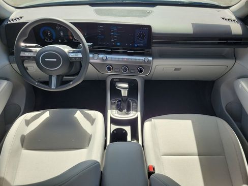 Used 2026 Hyundai Kona SE image 13