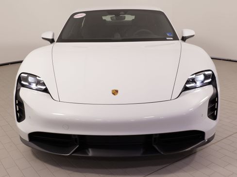 Used 2023 Porsche Taycan GTS image 5