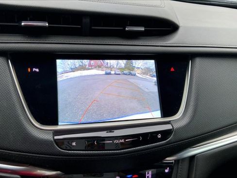 Used 2018 Cadillac XT5 Luxury w/ Driver Awareness Package image 21