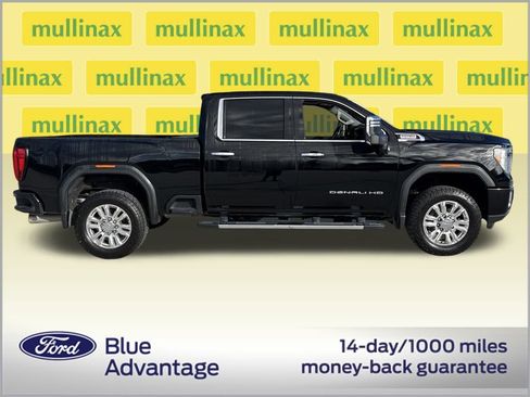 Used 2020 GMC Sierra 2500 Denali w/ Denali Ultimate Package image 2