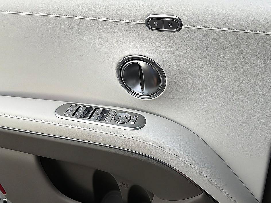 Certified 2026 Hyundai Palisade Limited FWD image 21