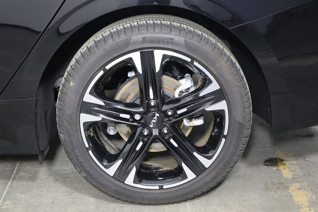 Used 2023 Kia K5 GT-Line w/ GT-Line Premium Package FWD image 39