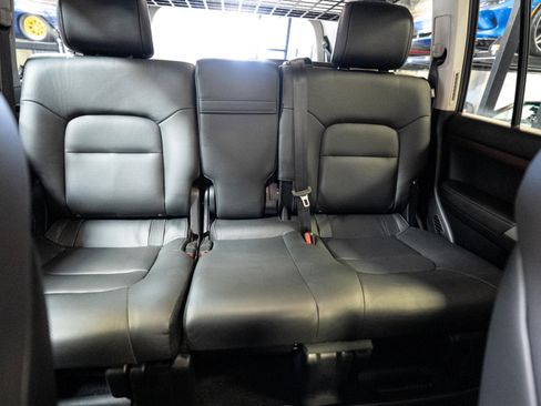 Used 2019 Toyota Land Cruiser image 88