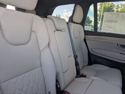 New 2026 Volvo XC90 T8 Plus w/ Protection Package Premier AWD/4WD image 13