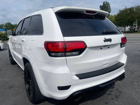 Used 2017 Jeep Grand Cherokee SRT AWD/4WD image 4