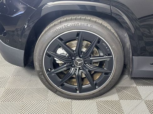 Certified 2025 Mercedes-Benz GLA 35 AMG 4MATIC image 19