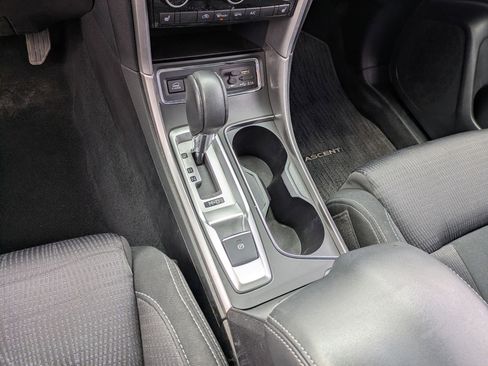 Used 2019 Subaru Ascent Premium AWD/4WD image 13