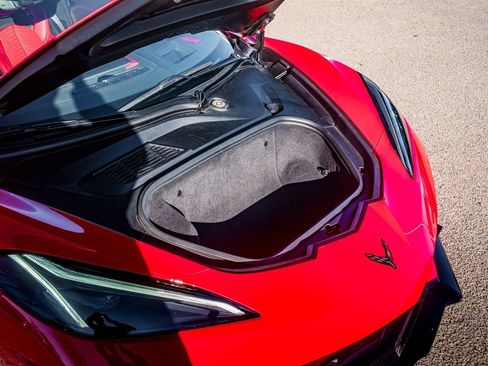 Used 2021 Chevrolet Corvette Stingray Premium Cpe w/ Z51 Performance Package image 42