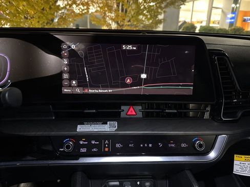 Used 2023 Kia Sportage X-Line w/ X-Line Premium Package image 7