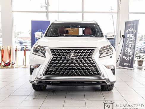 Used 2020 Lexus GX 460 Luxury w/ Luxury Sport Package AWD/4WD image 2