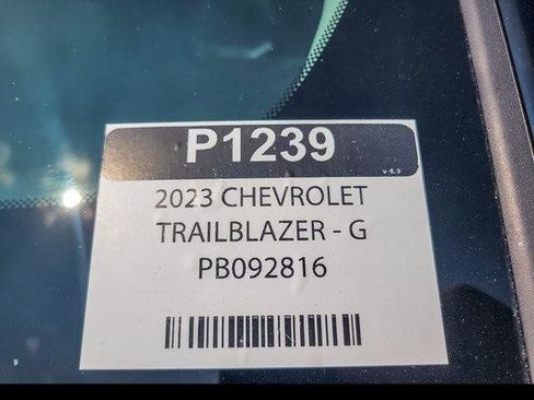 Certified 2023 Chevrolet TrailBlazer LT AWD/4WD image 30