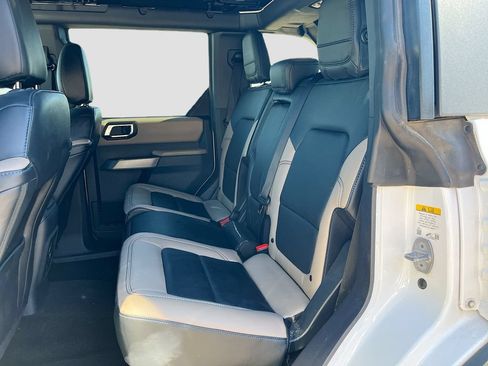 Used 2023 Ford Bronco Wildtrak AWD/4WD image 24