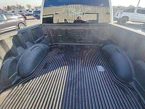 Used 2018 Ford F150 Lariat w/ Equipment Group 502A Luxury image 8