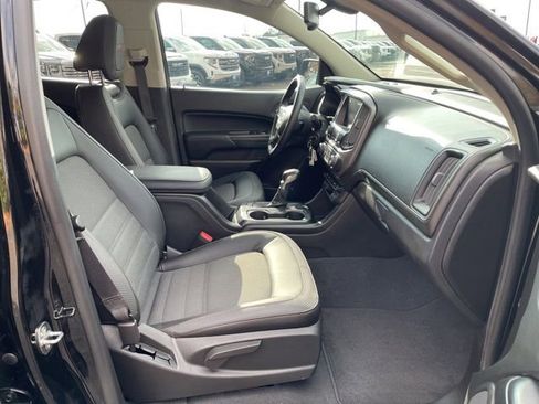 Used 2022 GMC Canyon AT4 image 27