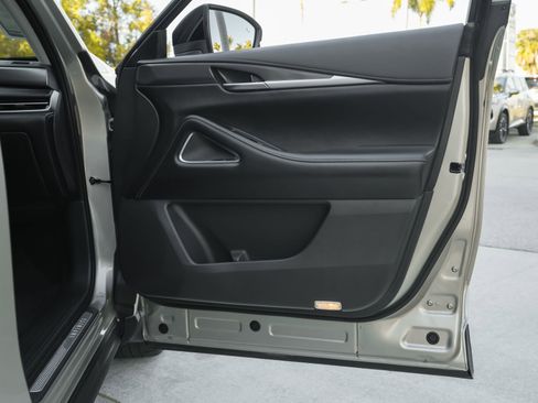 Used 2025 INFINITI QX60 Luxe image 36