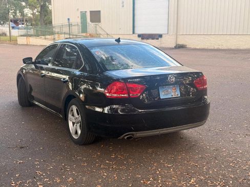Used 2013 Volkswagen Passat 2.5 SE image 7