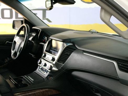 Used 2018 Chevrolet Tahoe Premier AWD/4WD image 11