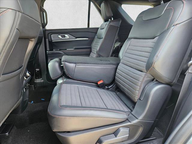 New 2026 Ford Explorer ST-Line w/ Premium Package RWD image 16