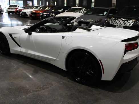 Used 2015 Chevrolet Corvette Stingray Convertible w/ 2LT Preferred Equipment Group image 15